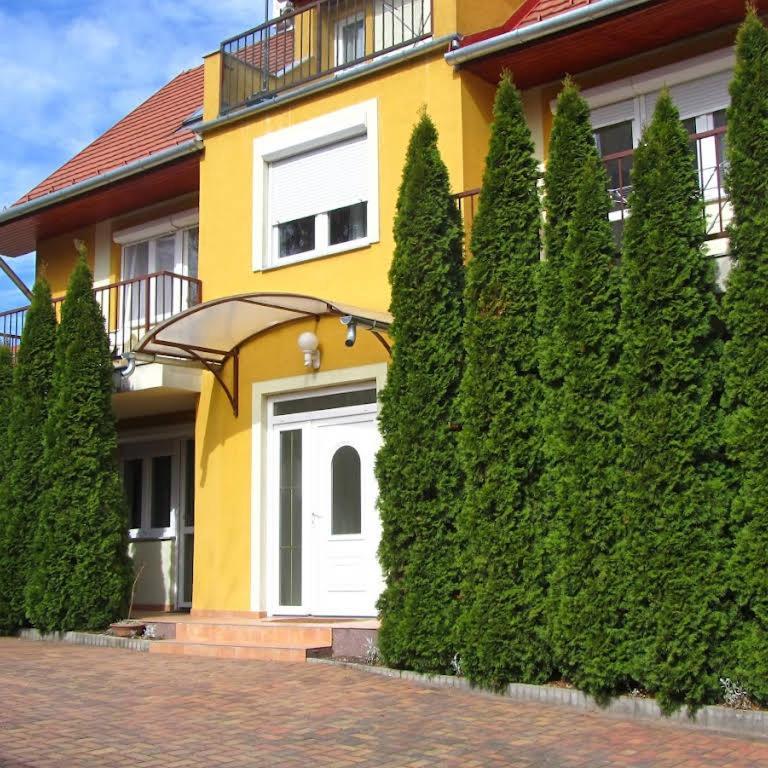 Haus Ferencz Boetoes Villa Heviz Exterior photo